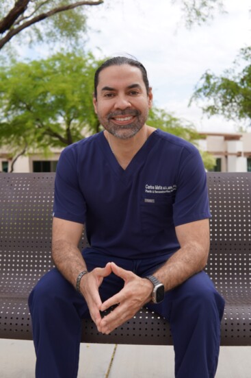 Dr. Carlos Mata 