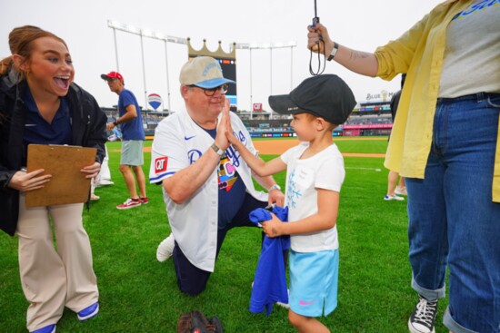 Eric Stonestreet with Parker. Photo by: Kyle Rivas