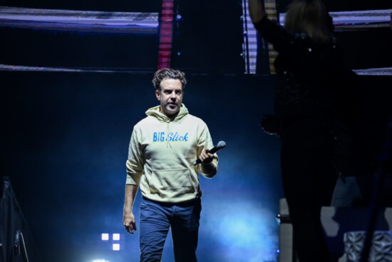 Jason Sudeikis taking the stage. Photo by Stephen Lovekin