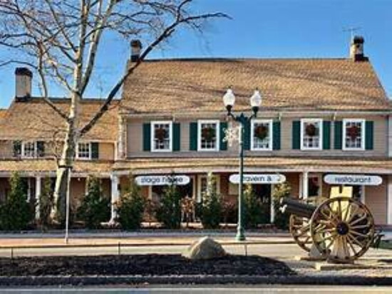 Stage House Inn & Tavern