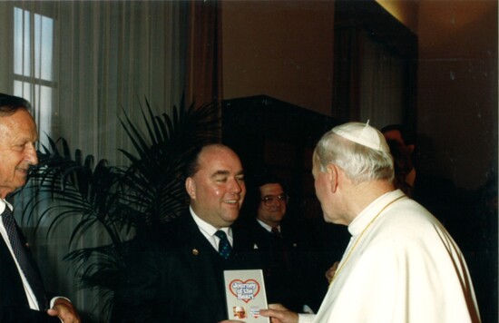 Murray meets Pope John Paul