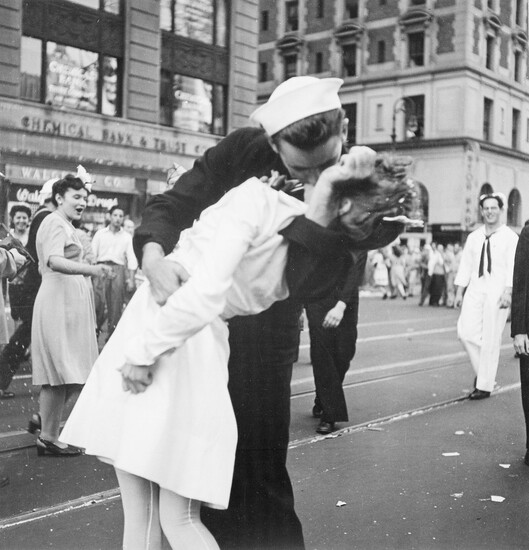 "Kissing the War Goodbye". by Lt. Victor Jorgensen, wikimedia.org/wiki/Template:Cc-zero  (public domain)