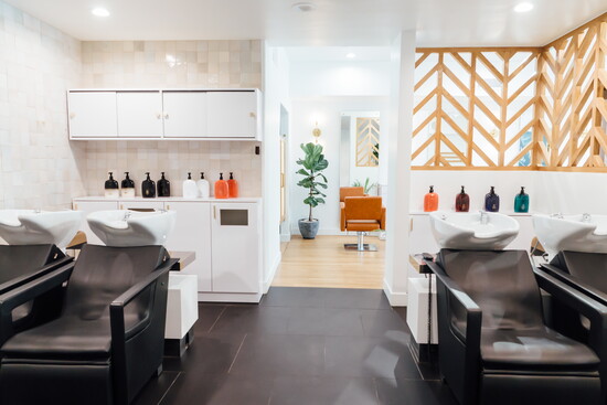 The chic washing area