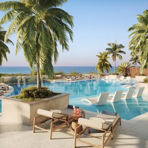 ritza%20stunning%20pool%20overlooks%20the%20gulf%20of%20mexico-300?v=1