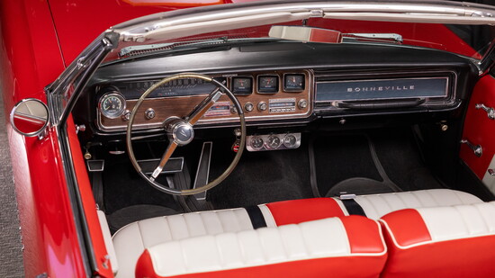 Original steering console with tachometer and full gauge cluster