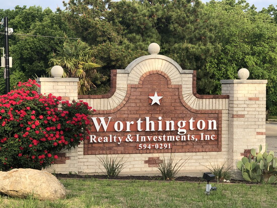 Photo by Brooke Ladouceur