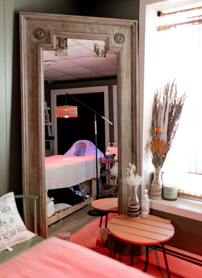 "A luxurious, multi-step service featuring deep scalp cleansing and massage."