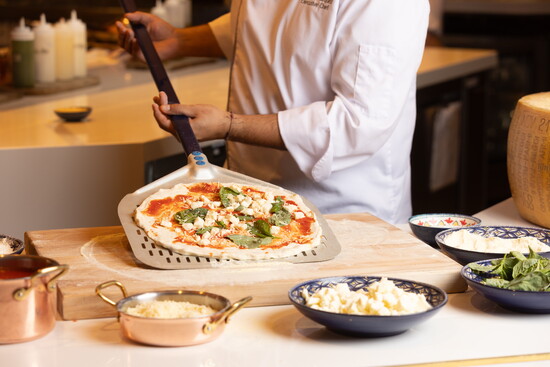 Casa Don Alfonso's Pizza