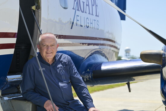 Allen Speer is Agape Flight’s CEO and Venice City Lifestyle’s 2025 Remarkable Man! (Photo by Brian Glantz, 1st Glantz Media).
