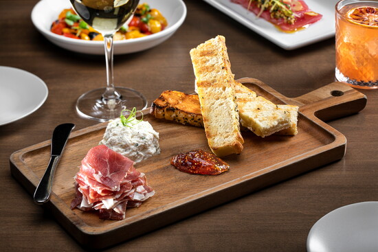 Build-your-own Bruschetta board