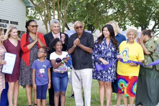 Cutting the Ribbon For Barbara's Book Boxes in the Fifth Ward Community. Photo courtesy of Barbara Bush Literacy Foundation 