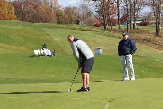 Golfing at the Highlands School's annual Big Event fundraiser. Photo Credit: MidAtlantic Photographic LLC
