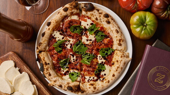 Zanti, Heirloom Tomato Margherita. Photo courtesy of Zanti.