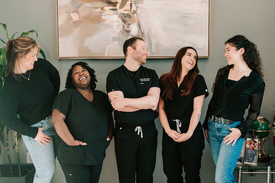 Saka Dental Spa Team 