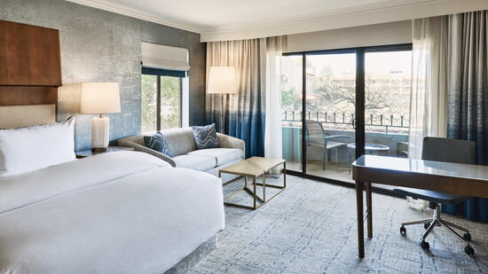 A king guestroom