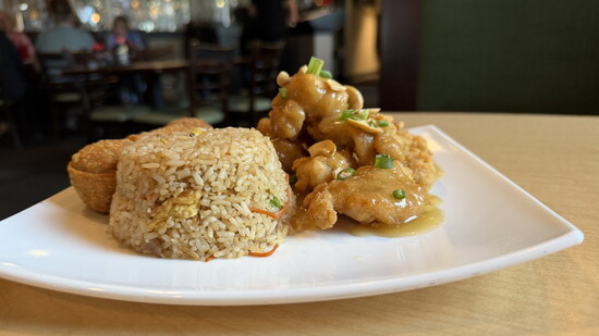 Featured image for David Leong’s Springfield Cashew Chicken