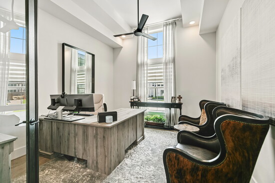 The mid-level dedicated study includes soaring ceilings, oversized windows & a ceiling fan. It’s a private space designed to inspire productivity without sacrif