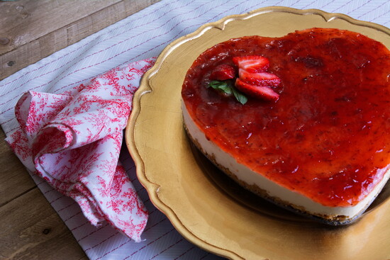 Strawberry-Topped Cheesecake with Graham Cracker Crust