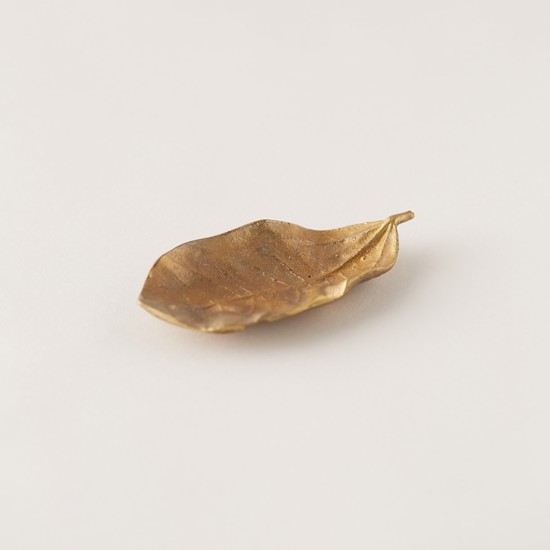 Magnolia Brass Leaf  $20.00: terrain