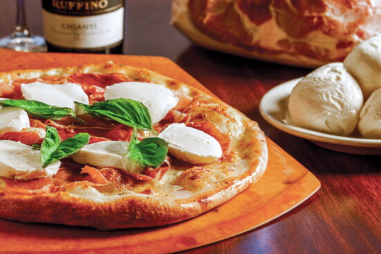 Mozzarella Prosciutto Pizza