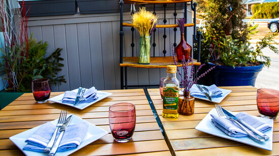 Outdoor seating at Trattoria da Vittorio