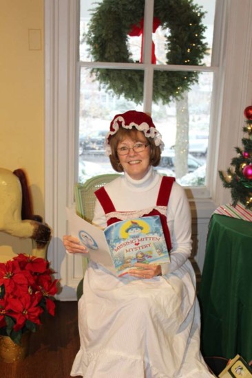 Grab some hot cocoa with the kids and enjoy storytime with Mrs. Claus.