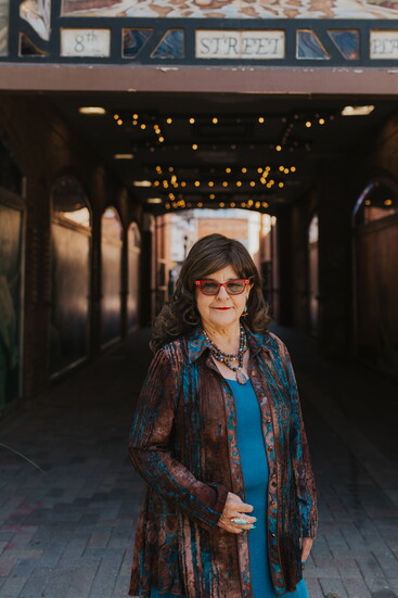 Owner, Linda Winter