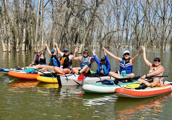 Paddleboading