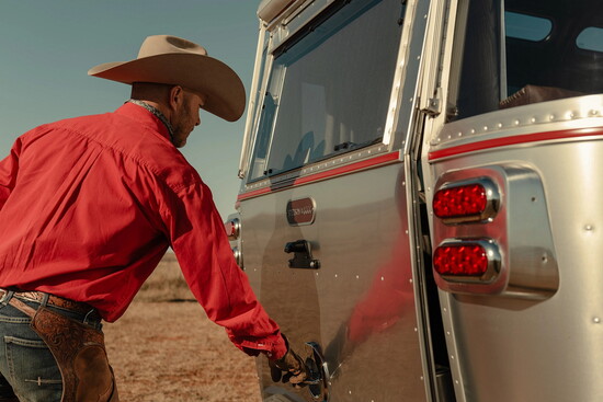 A rear hatch that invites the outdoors in — no matter the view.