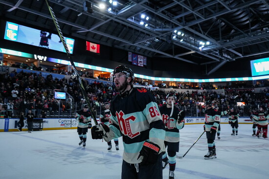 Forward Lucas Sowder 