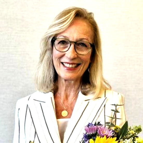 Shirley Eichhorn
