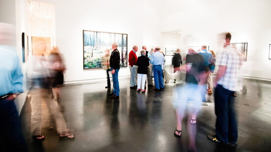 The final Gallery Walk of 2025 takes place Friday, December 26, offering holiday visitors a festive evening of art, wine, and community in Ketchum.