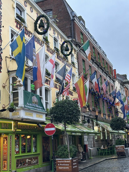 Irish pubs line the streets and are full of patrons for lunch and dinner.