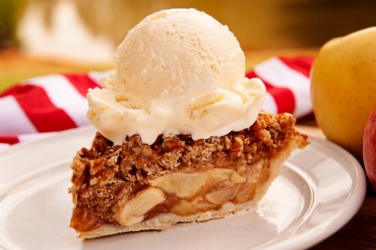 High Hill Ranch Caramel Apple Crunch Pie