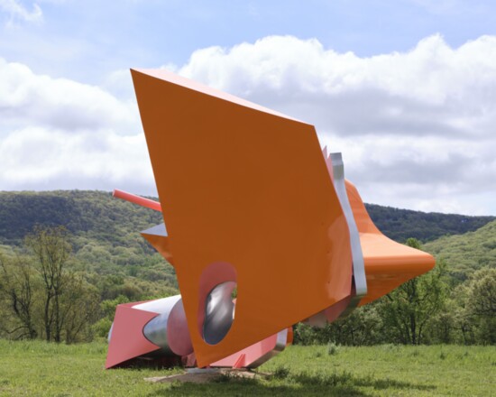 Arlene Shechet, Midnight, 2024. Courtesy of the Artist and Pace Gallery. Installation view of Arlene Shechet: Girl Group at Storm King art Center. Photo by Davi