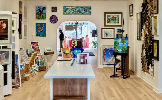 Collectors Gallery & Framery is a one-stop wonderland for a wide range of art, sculpture and crafts, plus quality framing services.  