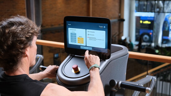 AI-powered equipment at Fred Fitness