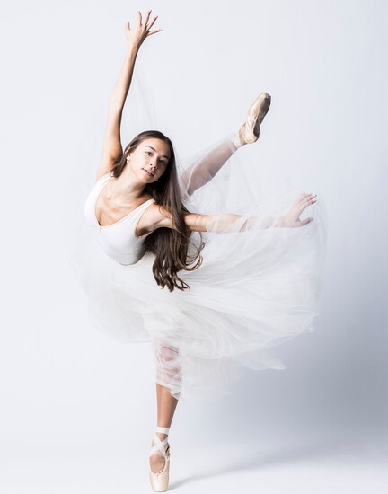 Dancer Lisa Wilson   Photo Credit: Angela Sterling