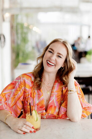 Shelby Sorrel at Hank's in East Austin.