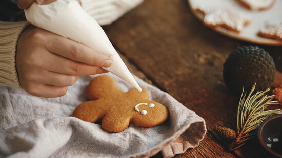 Turn that frown upside down, Mr. Gingerbread. There you go!