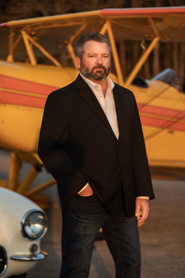 Vehicle courtesy of Daryl’s Auto Detailing Airplane Courtesy of Lone Star Aircraft Services