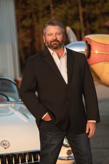 Vehicle courtesy of Daryl’s Auto Detailing Airplane Courtesy of Lone Star Aircraft Services