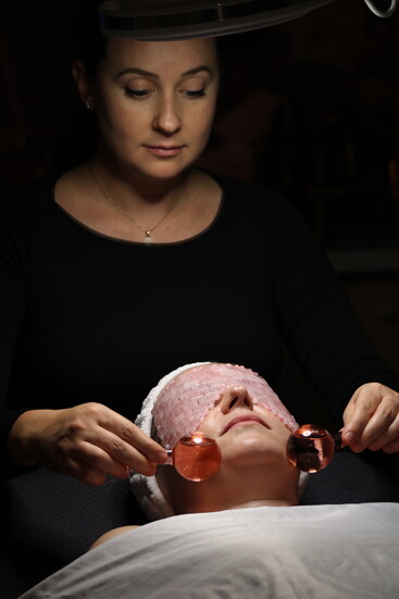 Khayutin providing services to a client.