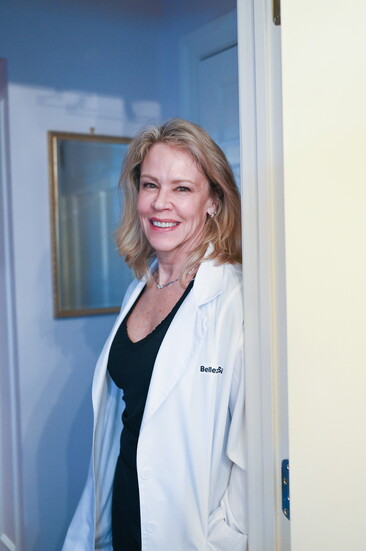  Anneliese Sepaniak, LMT.