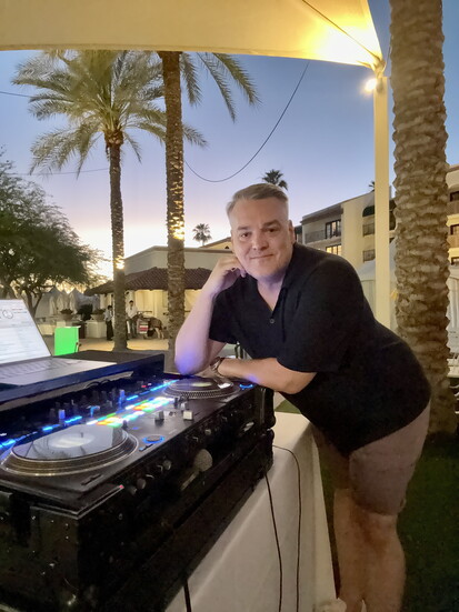 Matt Kays delivered a true Phoenix vibe to close out an international conference at Arizona Grand Resort. Photo by: Matt Kays/DJ Matt Kays