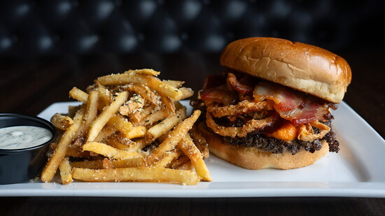 The Golden Hoosier Wrangler Burger   Courtesy of The Golden Hoosier