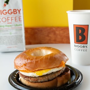 biggby%20coffee_%209%20of%2013-300?v=2