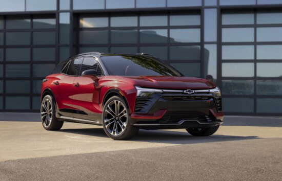 The Blazer EV’s range is a strong selling point, offering up to 324 miles on a full charge according to EPA estimates, with some drivers exceeding this.