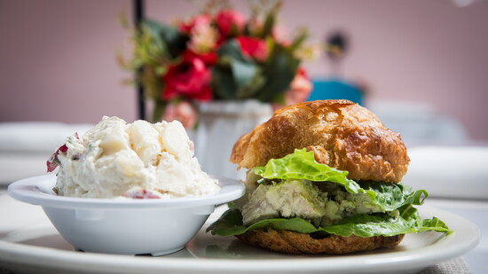 Jenovelle European Cafe and Gift Shop offers food and European inspired gifts.