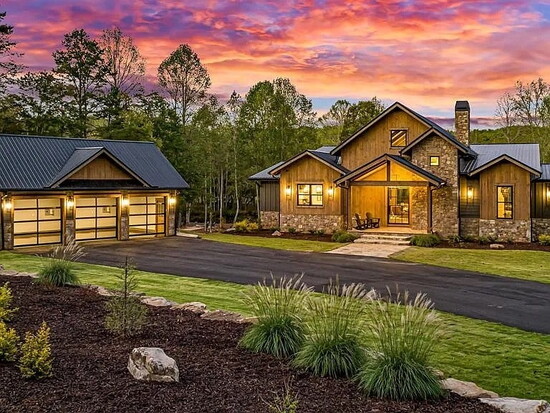 Lomonaco Homes